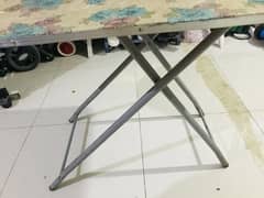 Ironing table