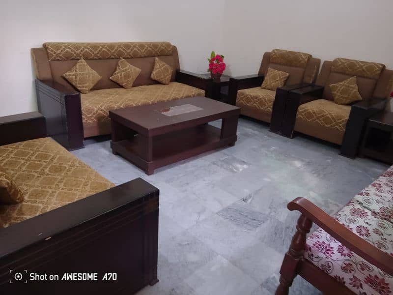 7 Seater sofa set with center & side tables 5