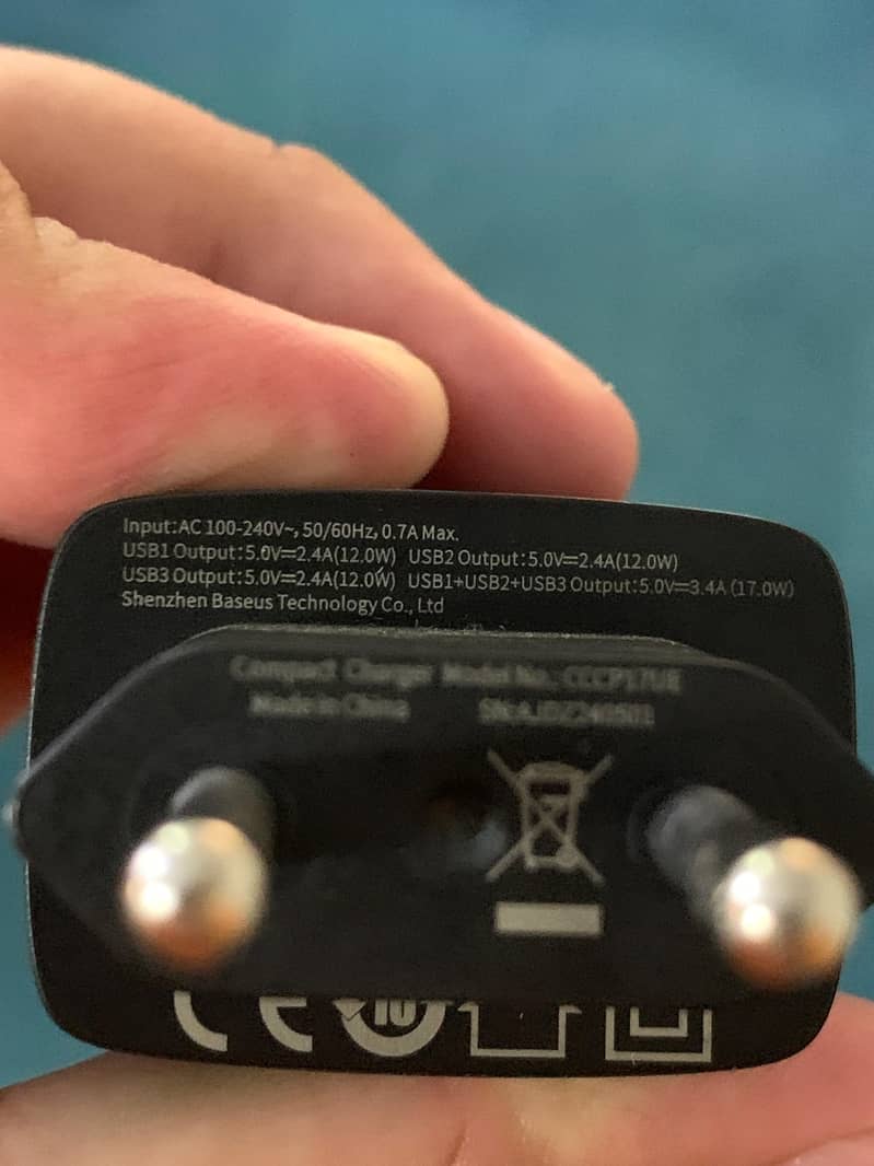 Baseus 3 USB Port 17 Watt Fast Charger Android Type C Micro Usb 2