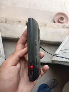 LCD attach cable device