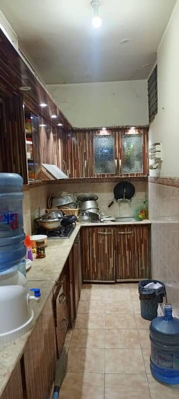 Flat For Sale Situated In Gulshan-E-Iqbal - Block 10-A 6