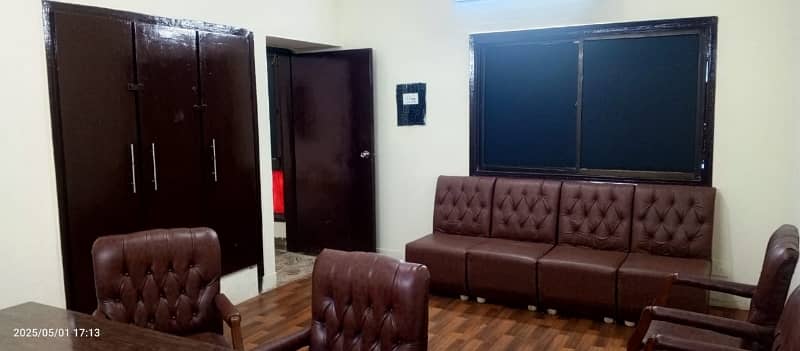 Office Of 400 Square Yards Available For rent In Gulshan-e-Iqbal - Block 5 20