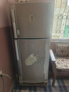 Dawlance fridge urgent sale