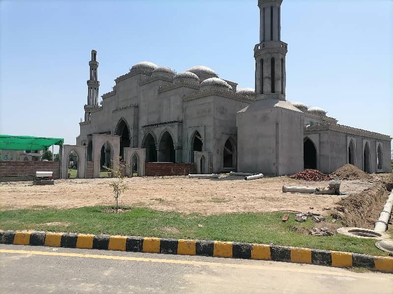 A Well Designed Residential Plot Is Up For Sale In An Ideal Location In Faisalabad 1