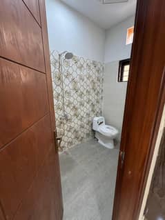 10 Marla Lower Portion Available For Rent in Park View City