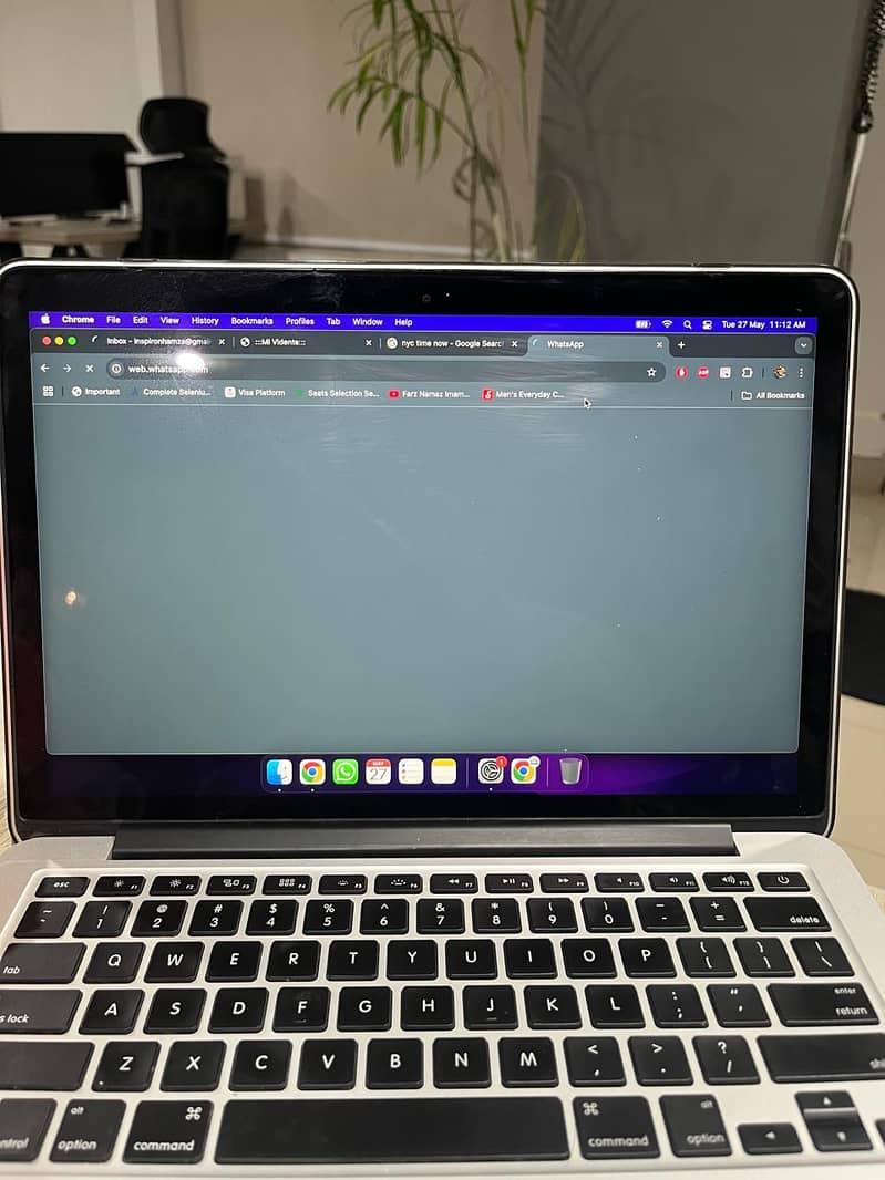 MacBook Pro 2015 Core i5 Neat Condition(Box also available) 1