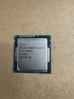 Xeon E3 1241 v3 plus Stock Cooler