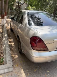 Nisaan Sunny EX Saloon 1.6