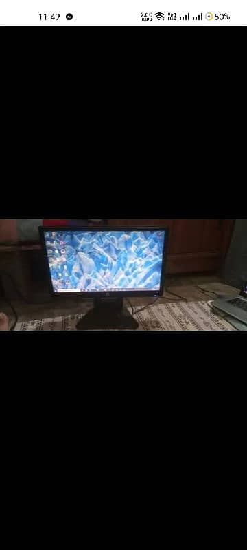 HP Computer LCD 2