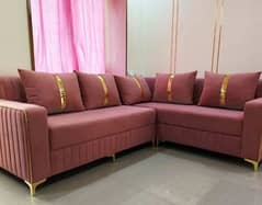 Decent sofa pushish