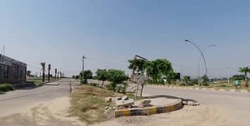 5 Marla Plot Available For Sale In  Airport Enclave
