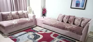 L shaped Sofa and 2 Chairs