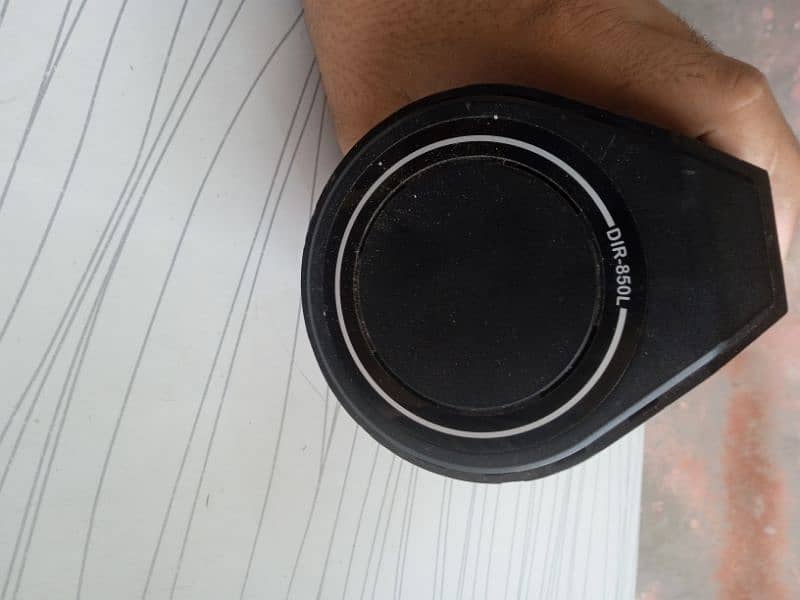 D. Link WiFi router in good condition 1