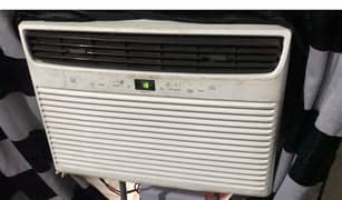 Window AC good condition, cooling