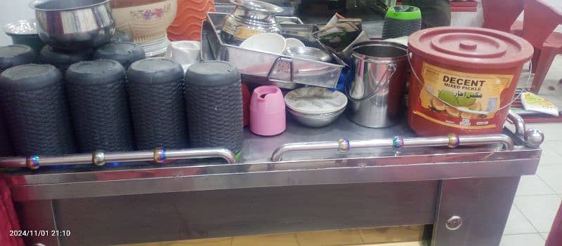 1 Chai Counter, 1 Tawa Counter, 1 table Counter 5