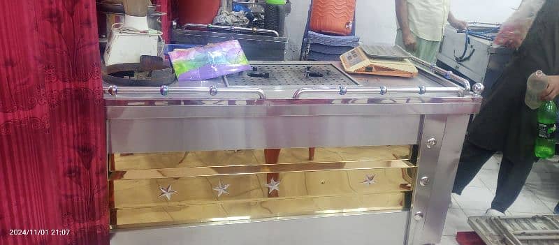 1 Chai Counter, 1 Tawa Counter, 1 table Counter 13
