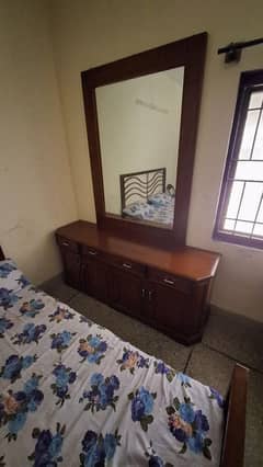 dressing table with mirror