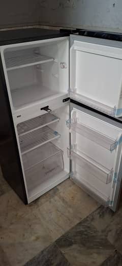 Dawlance Small Size Refrigerator–Energy Efficient &Stylish Design