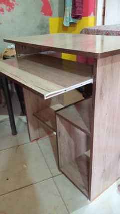 computer table