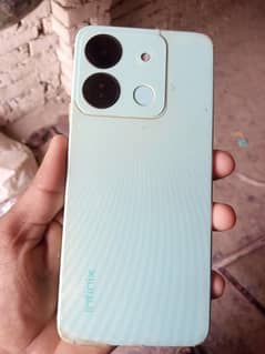 Infinix Smart 7. With Box Charger Available     4/64