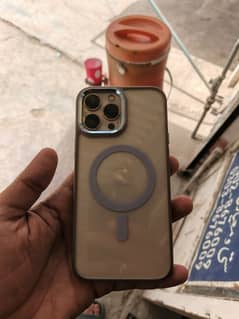 iphone 13 pro max. Golden