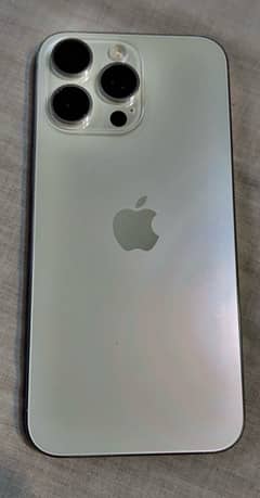 Iphone 15 pro max white