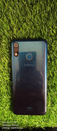 Infinix Hot 8 Lite