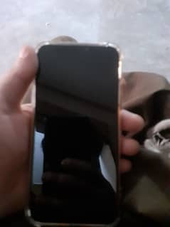 I phone xs hai non pat hai 64 gb
