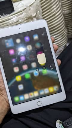 ipad mini 5 all ok 64 gb 10/8with box