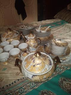 dinner set available for sale