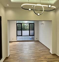 1 kinal like a new beautiful upper portion for rent