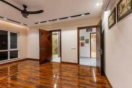1 kinal like a new beautiful upper portion for rent