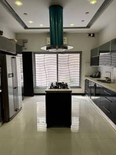 1 kinal like a new beautiful upper portion for rent