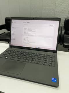 Dell Core i5-11th gen | 16/256 SSD | 15.6” Numpad | Latitude 3520