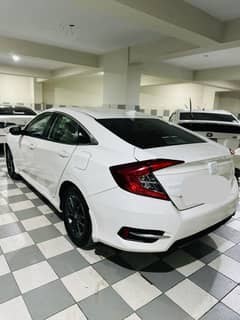 Honda Civic Oriel 1.8 i-VTEC