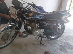 125
