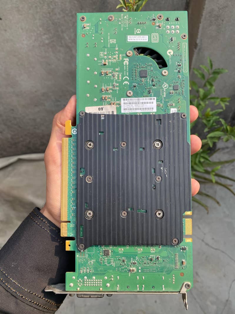 nVidia Quadro 4000  2GB 256bit DDR5 2