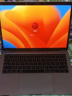 Apple MacBook Pro 2017 – 8GB RAM – 256GB SSD – Excellent Condition