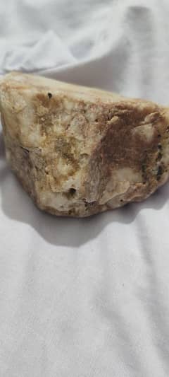milky quarts stone
