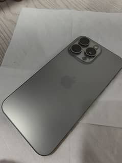 Iphone 15 pro max 256 GB 10/10 Condition with Box Natural Titanium