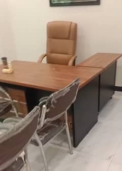Office Furniture/office chair/office table/Executive chair/chair
