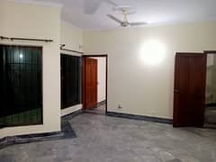 10 Marla Independent 2 bed Upper Portion For in DHA Phase 4 Lahore