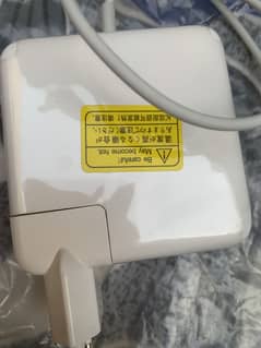MacBook Pro 60w Charger MagSafe 1