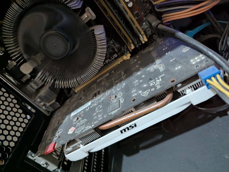 MSI Navidia GTX 960 4GB DDR5 128 Bits 0