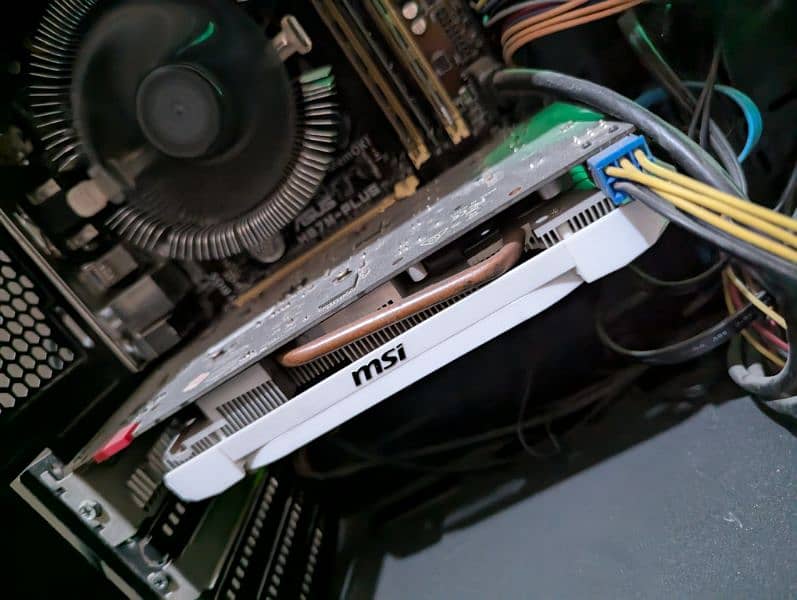 MSI Navidia GTX 960 4GB DDR5 128 Bits 2