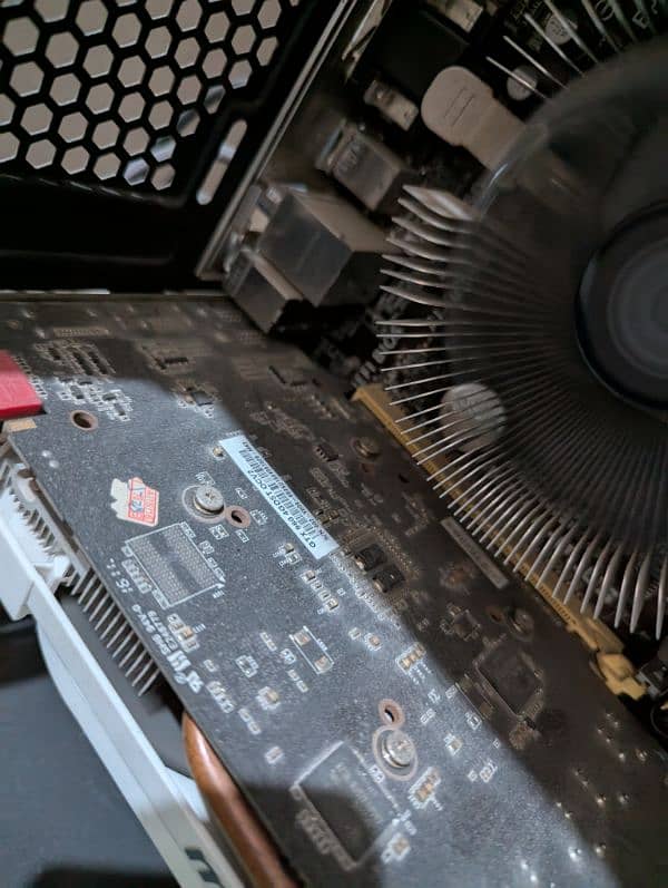 MSI Navidia GTX 960 4GB DDR5 128 Bits 3