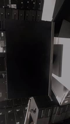 Aser screen