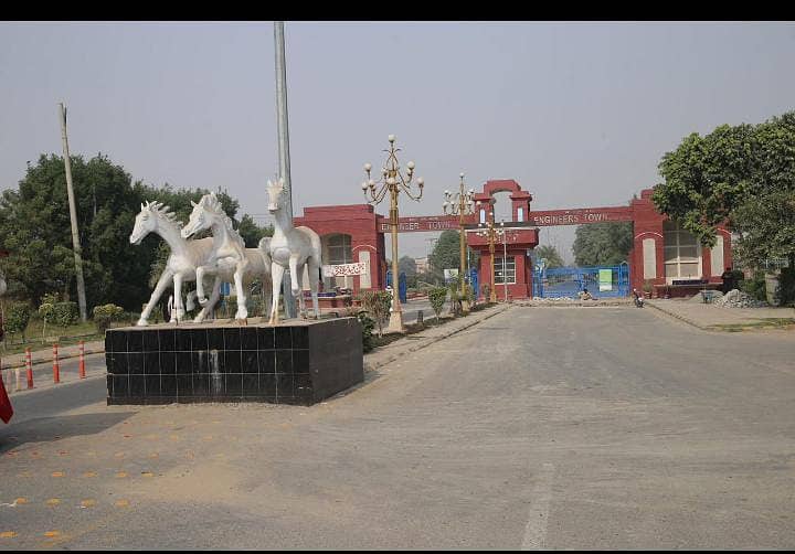 16 MARLA PLOT FOR SALE BLOCK F1 ENGINEERS TOWN REASONABLE PRICE 0