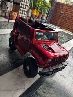 Kids chargeable car with remote control