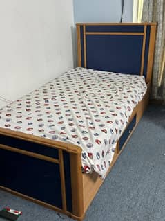 Bedroom set